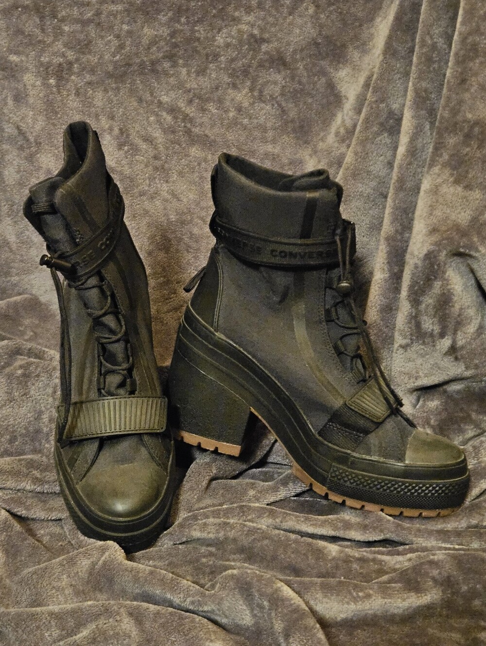 Convetse Black Women's Platform Heeled Boots